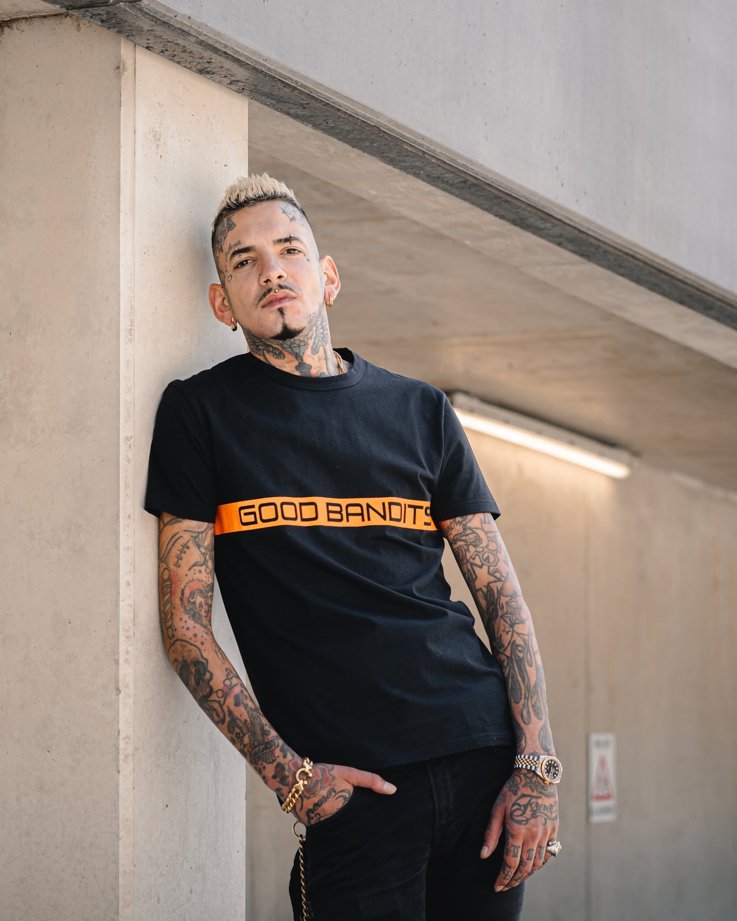 IMPACT - Organic T-shirt - Black/Orange
