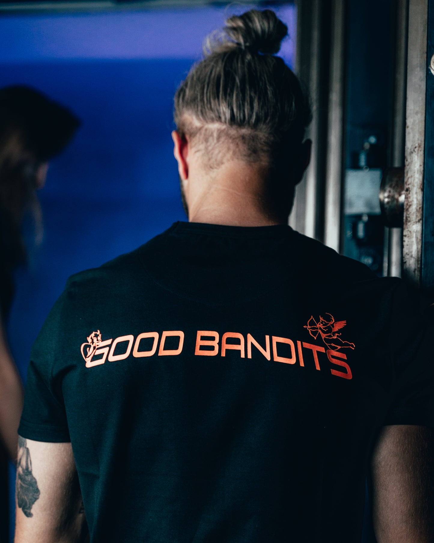 Apollo - Organic T-shirt - Black/Orange